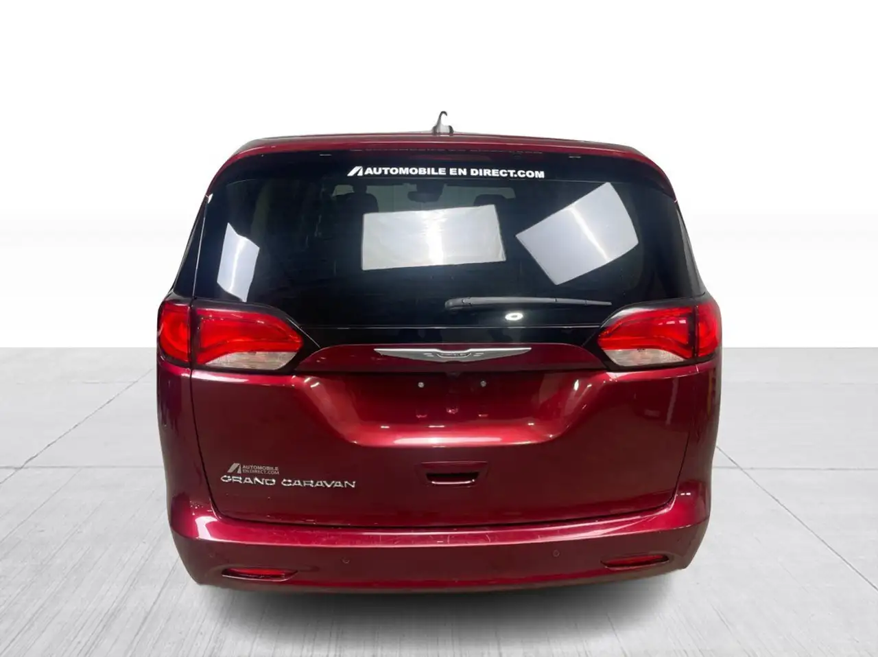 Chrysler Grand Caravan photo Chrysler Grand Caravan