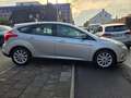 Ford Focus Trend -SHZ/PDC/Automatik!- Plateado - thumbnail 11