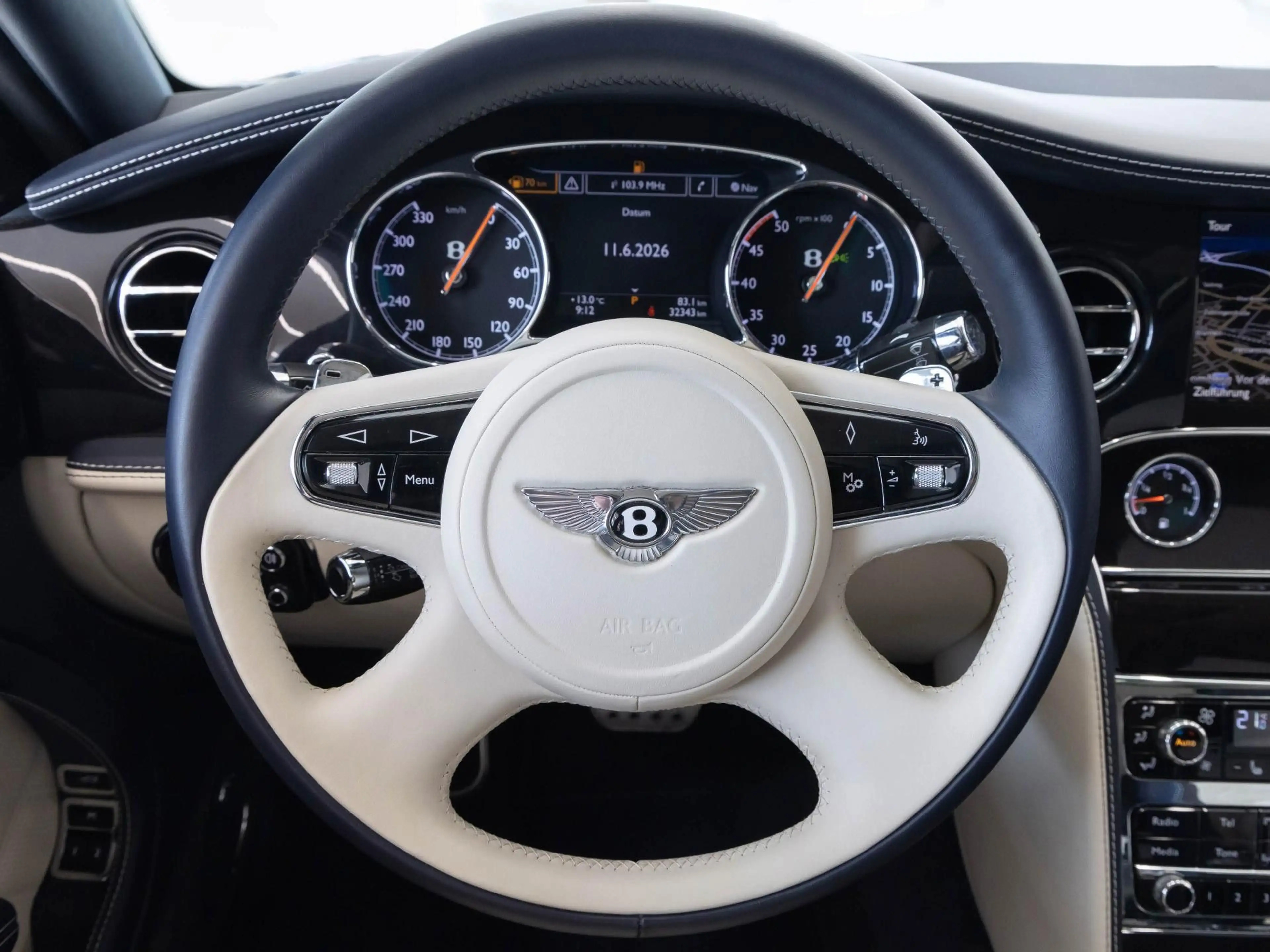 Bentley Mulsanne Speed von BENTLEY FRANKFURT Navi Klima — photo 11