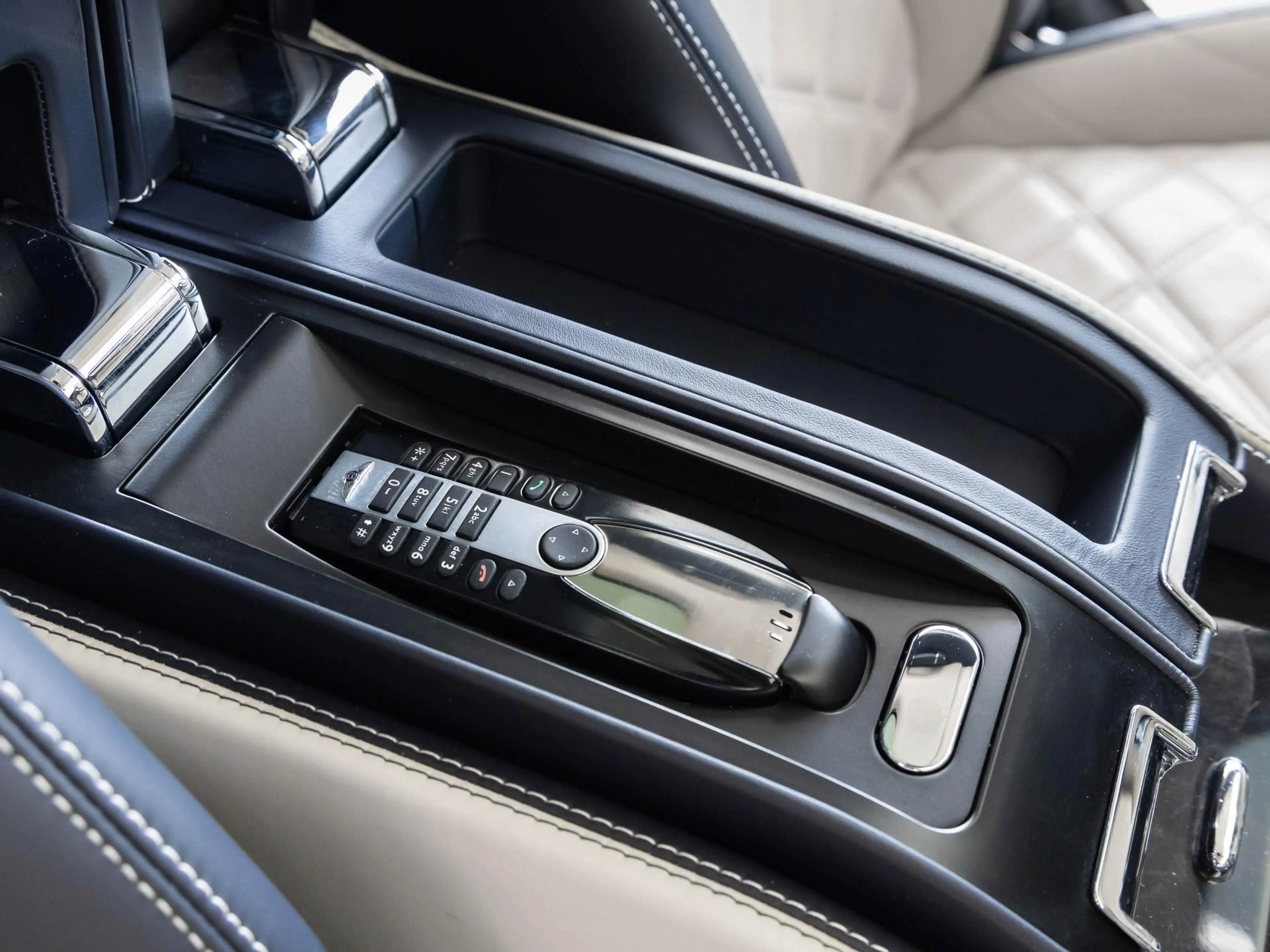 Bentley Mulsanne Speed von BENTLEY FRANKFURT Navi Klima — photo 12