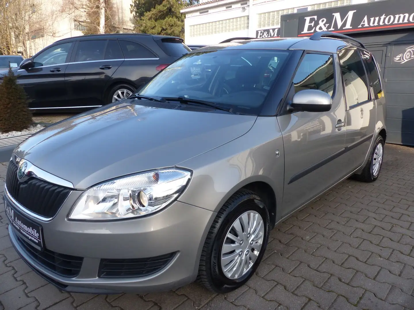 Skoda Roomster Style Plus Edition*1.HAND*SHZ*PDC*AHK* Beige - 1