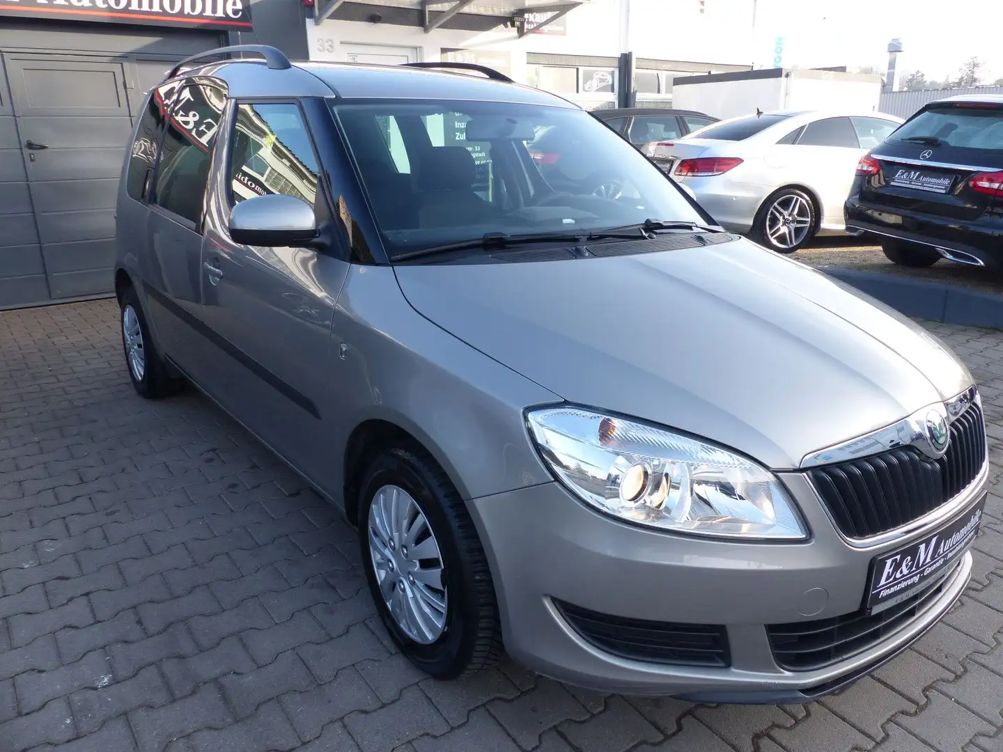 Skoda Roomster Style Plus Edition*1.HAND*SHZ*PDC*AHK* Beige - 2