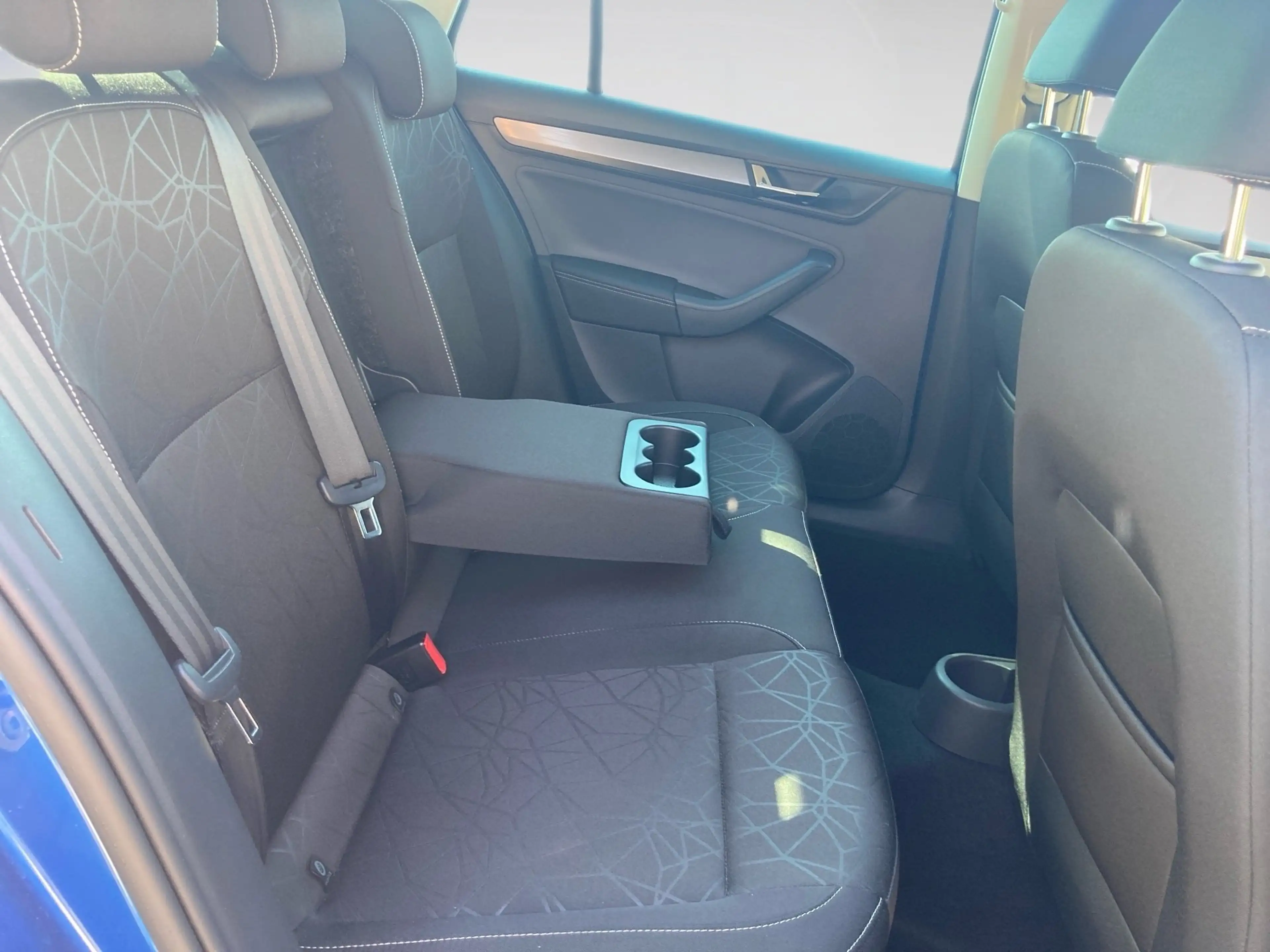 Skoda Rapid/Spaceback Rapid Spaceback Ambition 1.0 L TSI SIHZ.PDC.SmartL — photo 10
