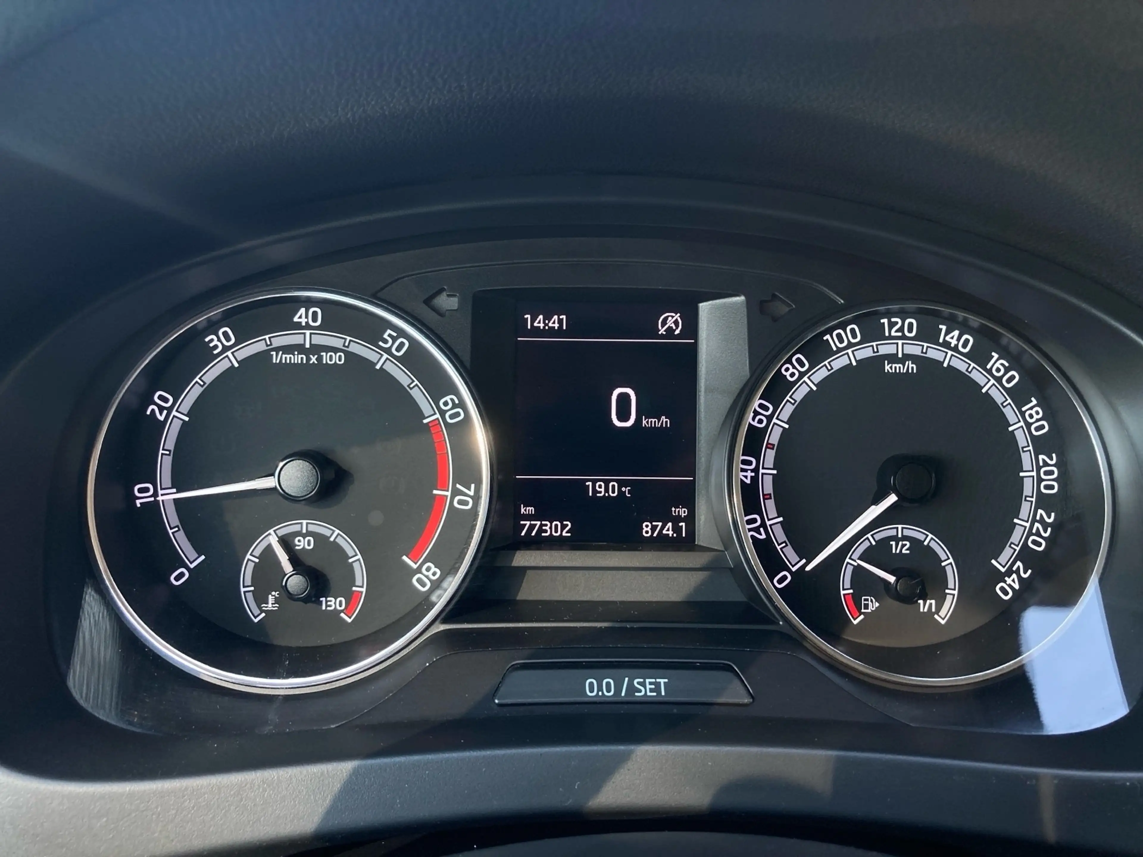 Skoda Rapid/Spaceback Rapid Spaceback Ambition 1.0 L TSI SIHZ.PDC.SmartL — photo 13