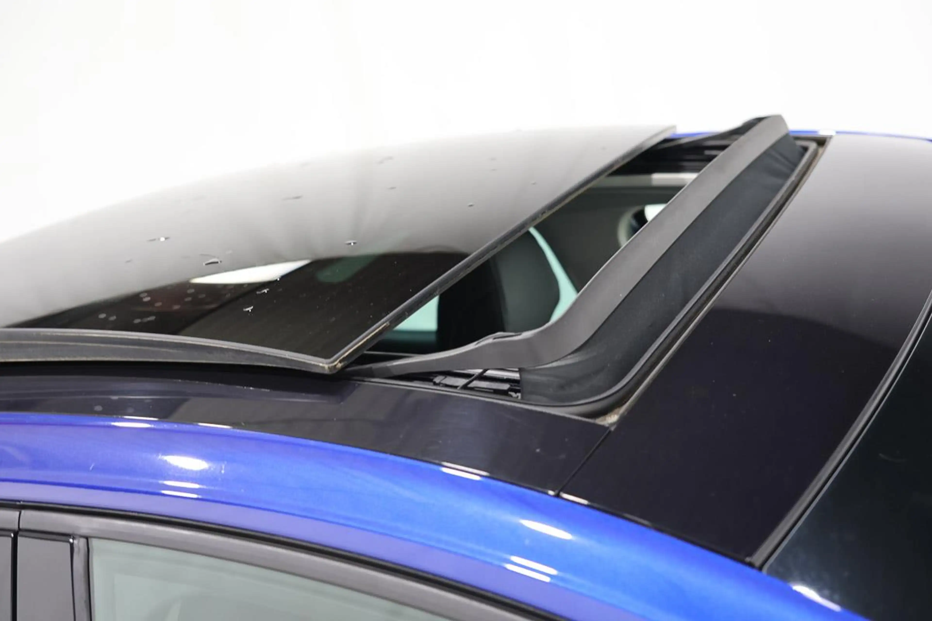 Renault Megane 1.3 TCE 140 - EDC PANO - LED - JA - CARPLAY - R... — photo 8