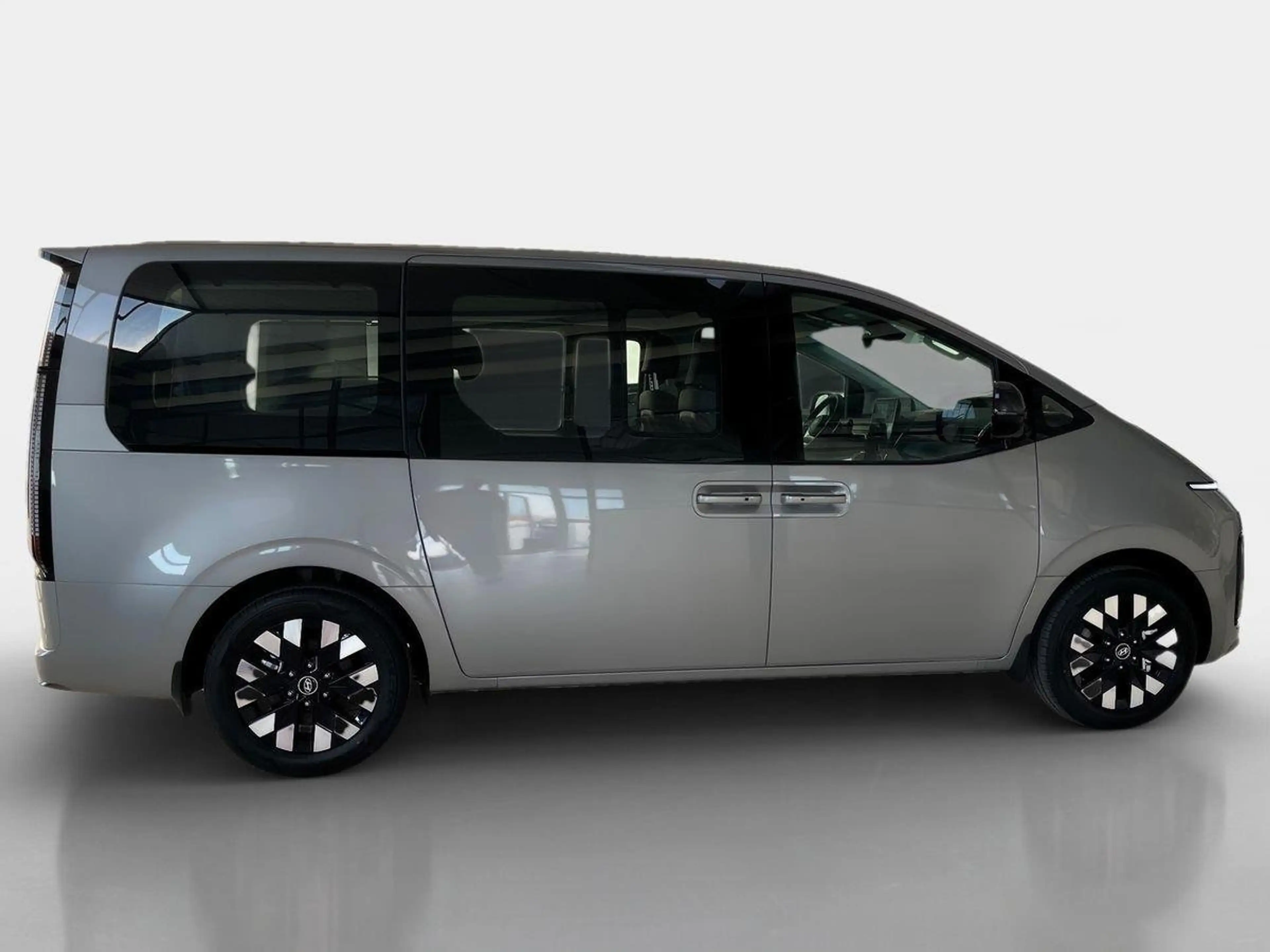 Hyundai STARIA Hybrid 5Jahre+Signature+7Sitze+Nappa+BOSE+Relax+Si — photo 7
