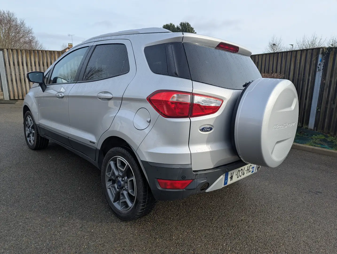 Ford EcoSport 1.5 TDCi 95 FAP Titanium VO:440 Gris - 2