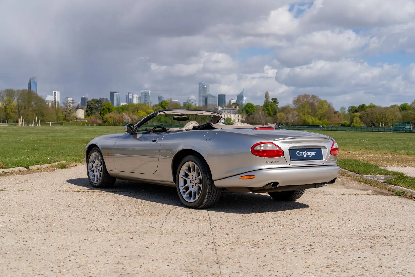 Jaguar XKR X100 Gris - 2
