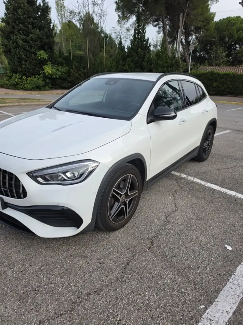 Mercedes-Benz GLA 200 200d 4Matic 8G-DCT Blanco - 2