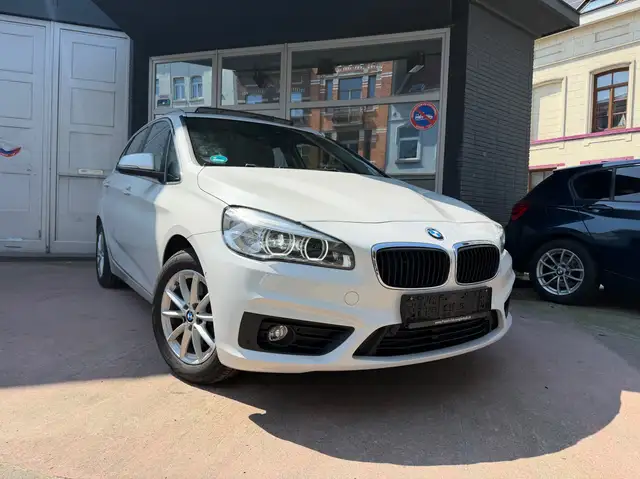 BMW 218 Garantie - FULL OPTIONS - BOITE AUTO - CAMERA - TO