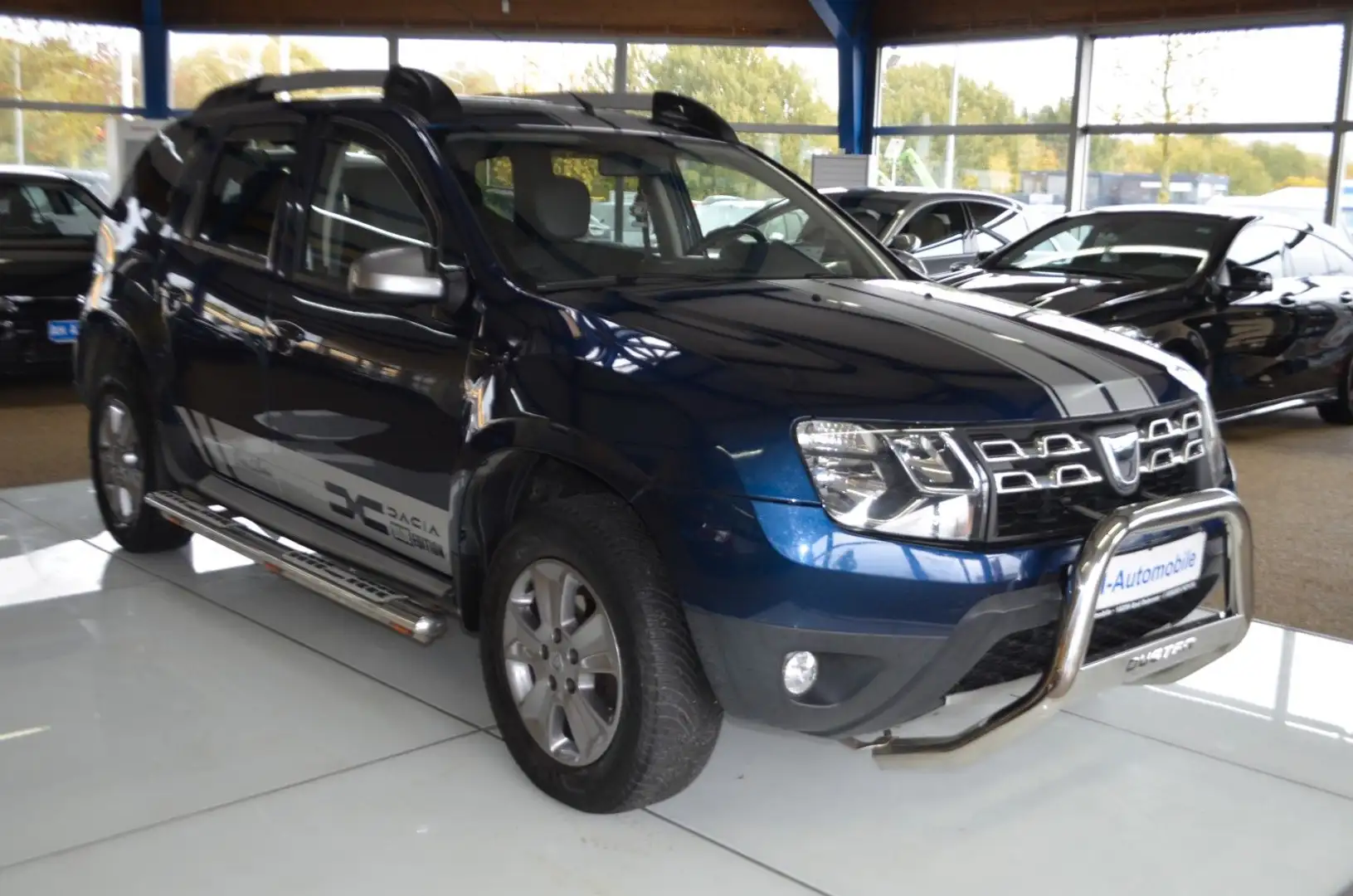 Dacia Duster I Prestige 4x2 AUTOMATIK / NAVI / R-KAM Blau - 2