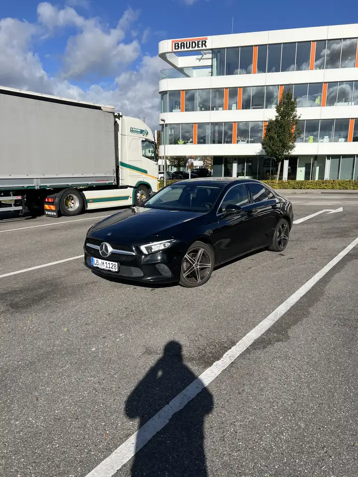 Mercedes-Benz A 200