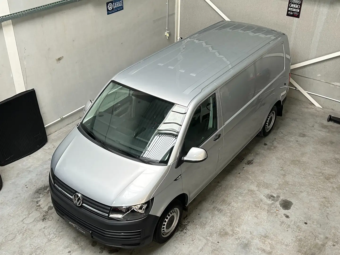 Volkswagen T6 Transporter 2.0TDI - LONG CHASSIS - AIRCO - EURO6 - 12851+TVA Gris - 1