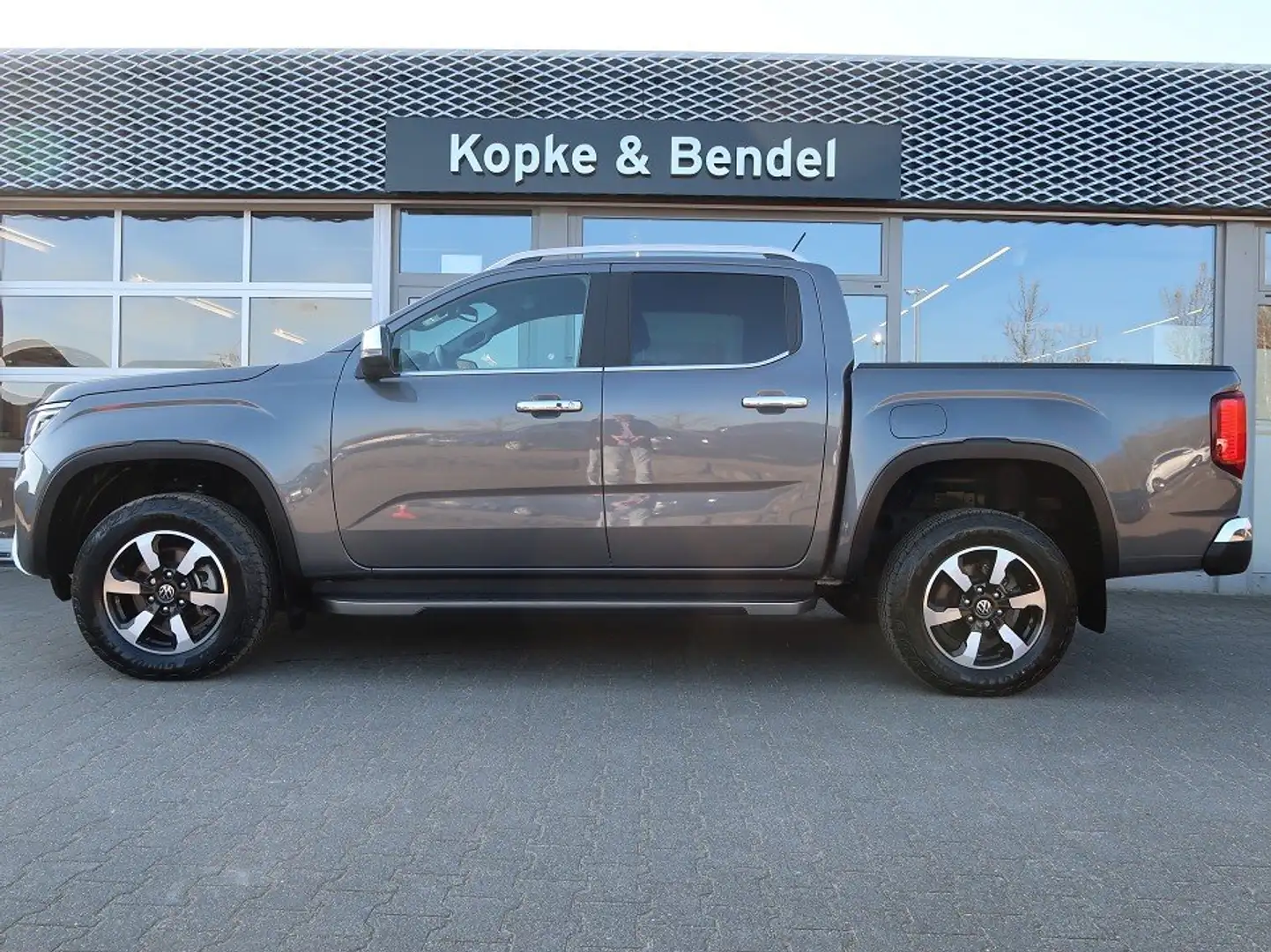 Volkswagen Amarok 2.0 TDI 151 kW Style Doppelkabine 4Motion 2.0 TDI Сірий - 2