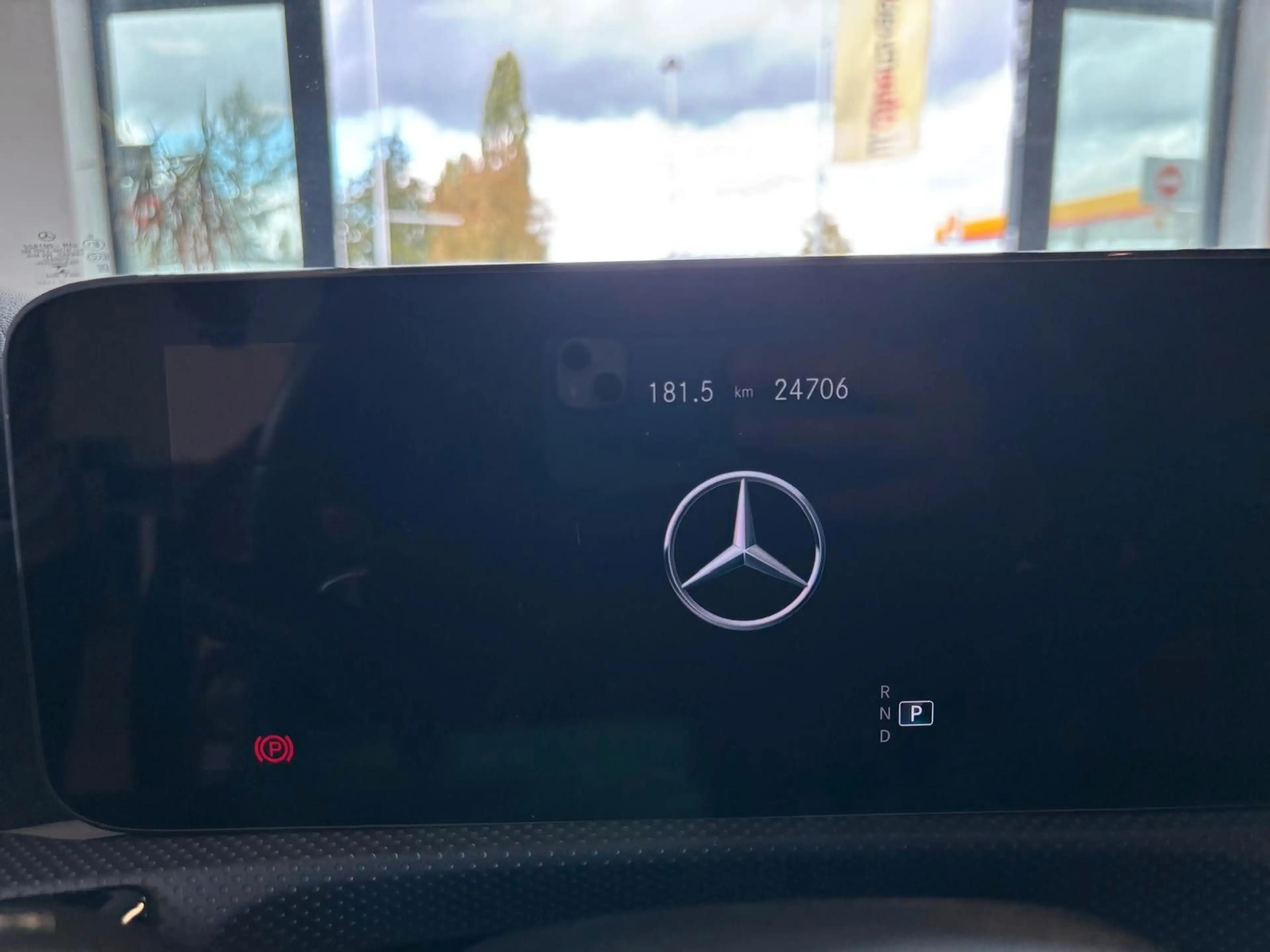 Mercedes-Benz A 220 d AMG-Line *HEAD-UP*P-DACH*NUR 24.706KM* — photo 9