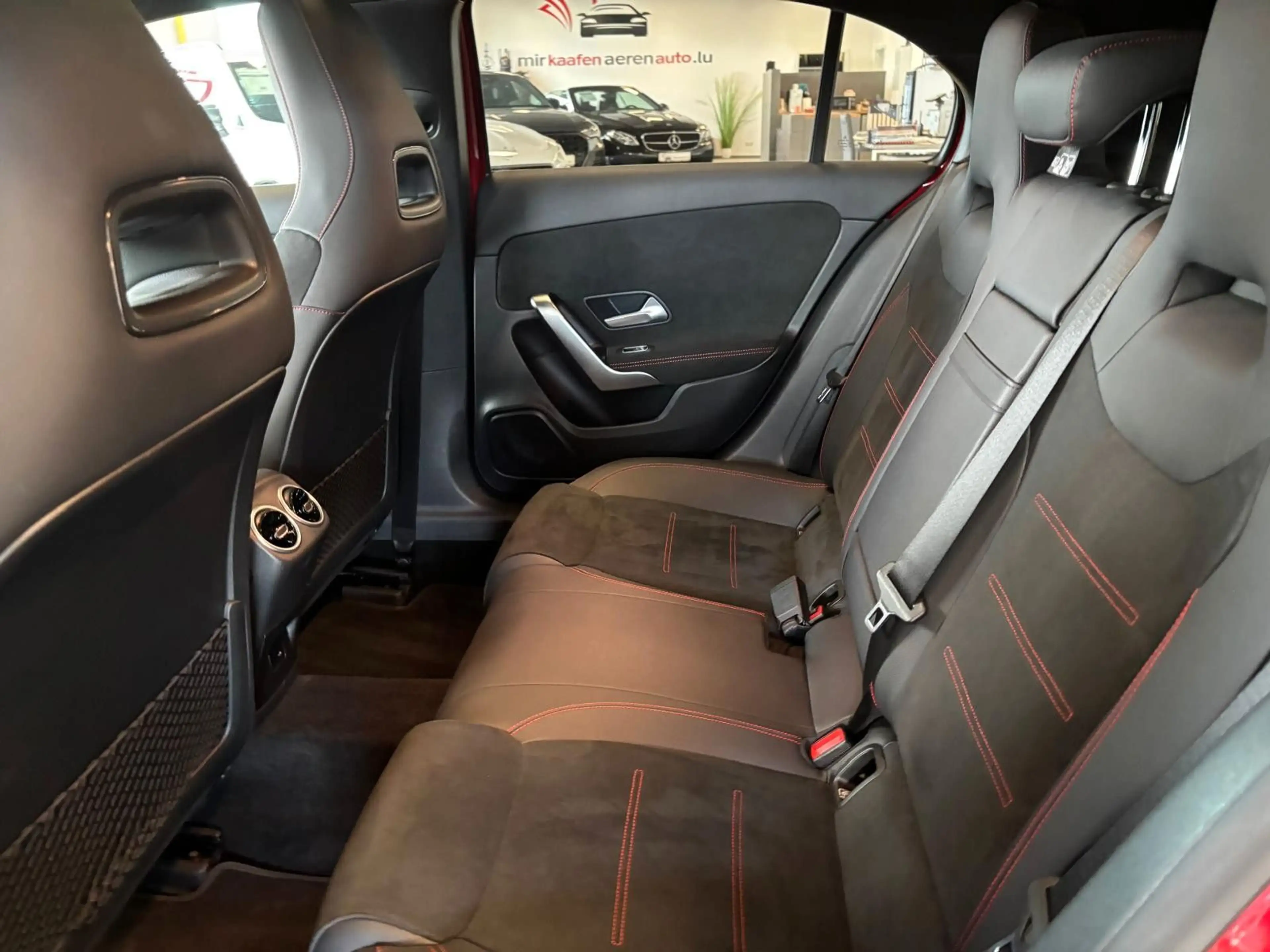 Mercedes-Benz A 220 d AMG-Line *HEAD-UP*P-DACH*NUR 24.706KM* — photo 15