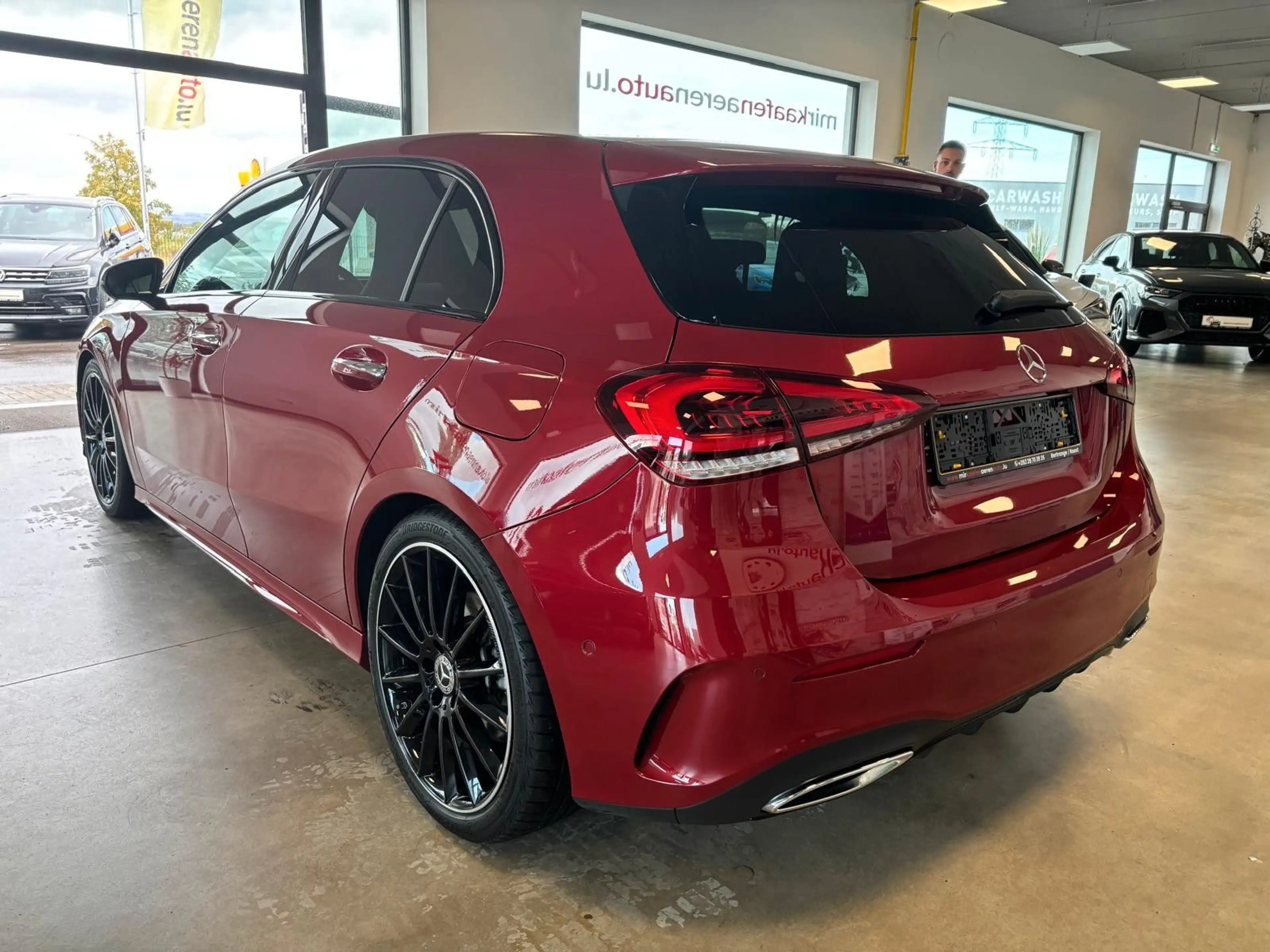 Mercedes-Benz A 220 d AMG-Line *HEAD-UP*P-DACH*NUR 24.706KM* — photo 6