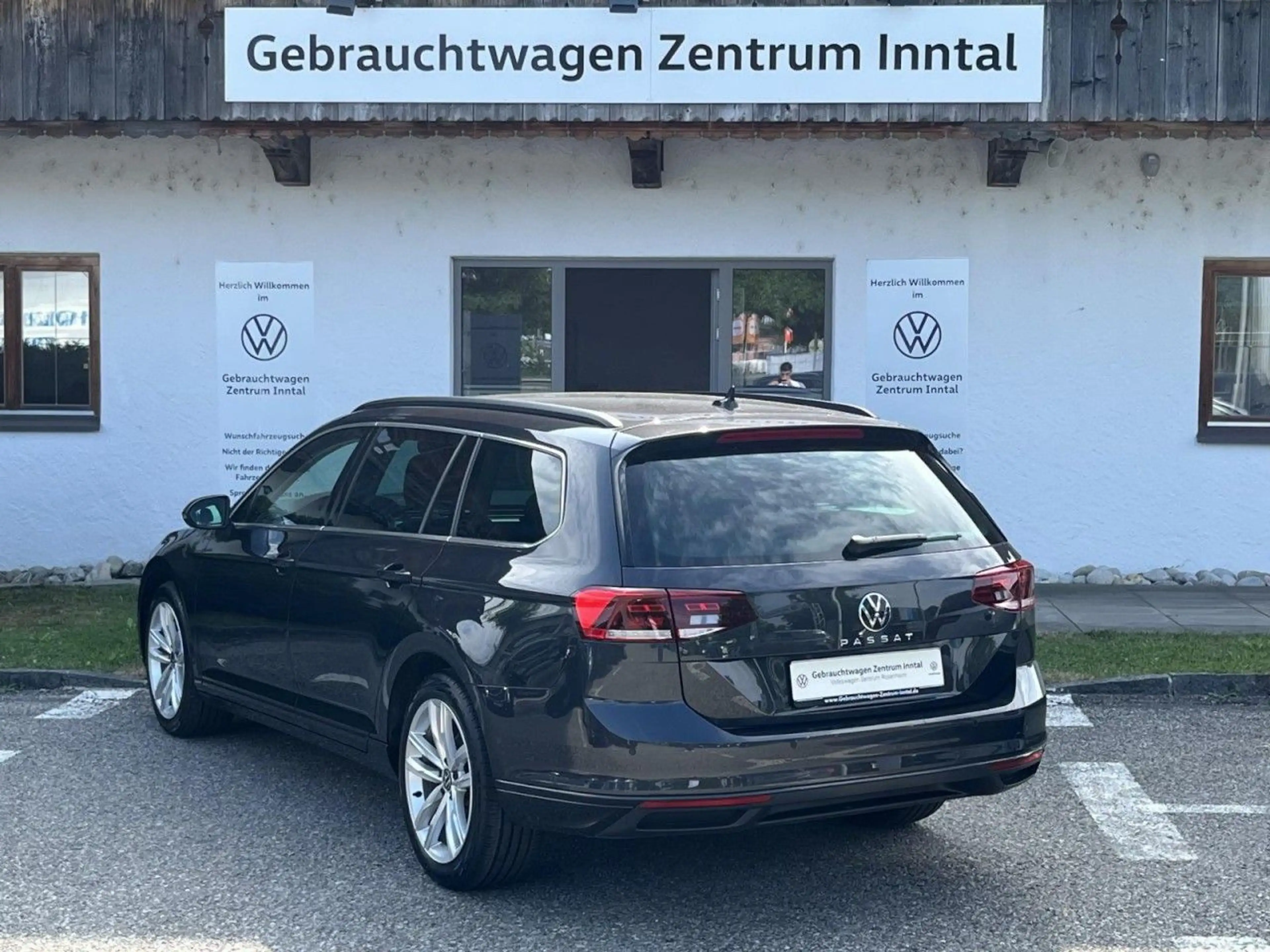 Volkswagen Passat Variant 2,0 TDI DSG Business (AHK+Navi+Re — photo 6