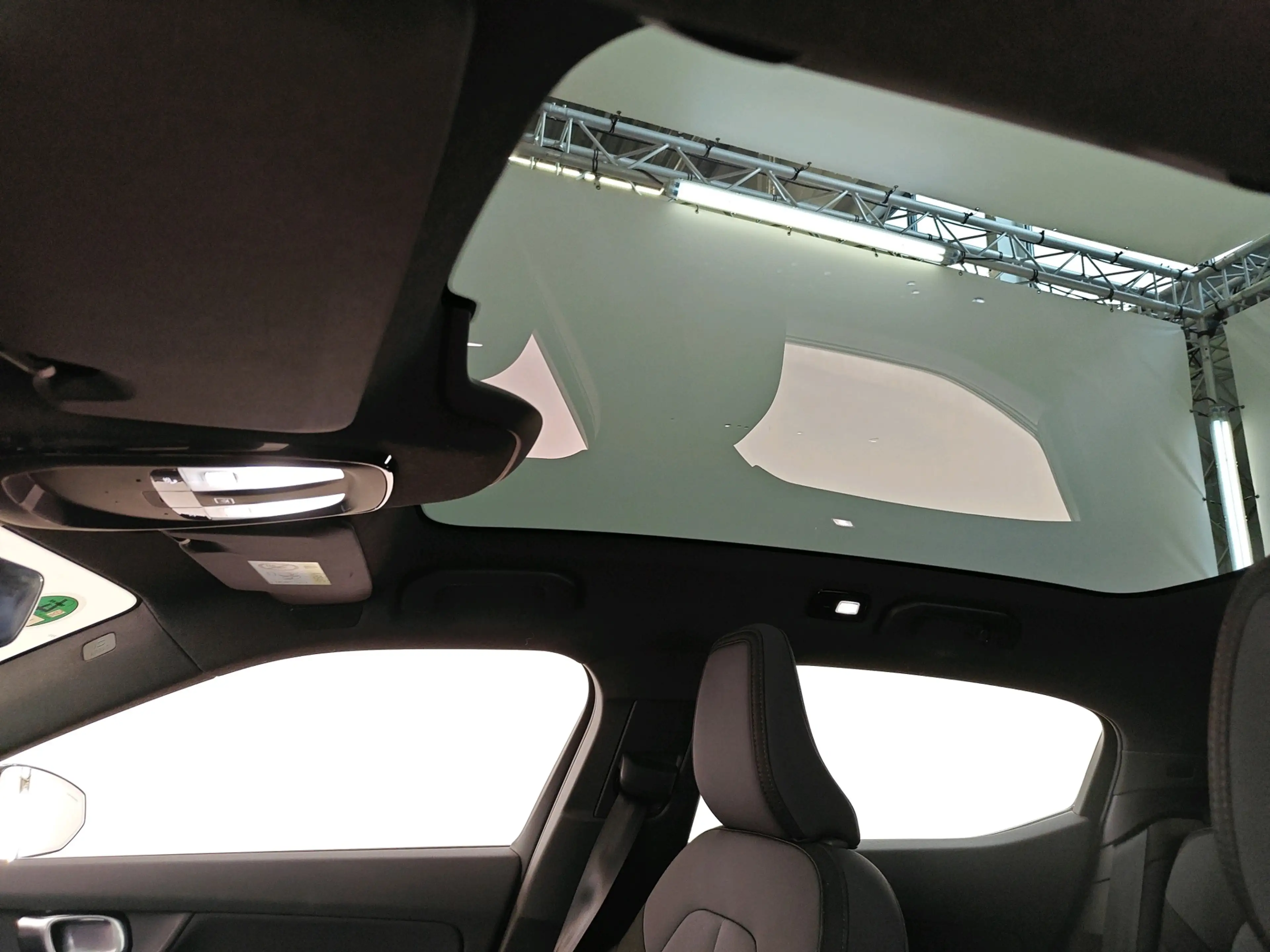 Polestar 2 78kWh 408pk Long Range Dual Motor Launch Edition | — photo 8