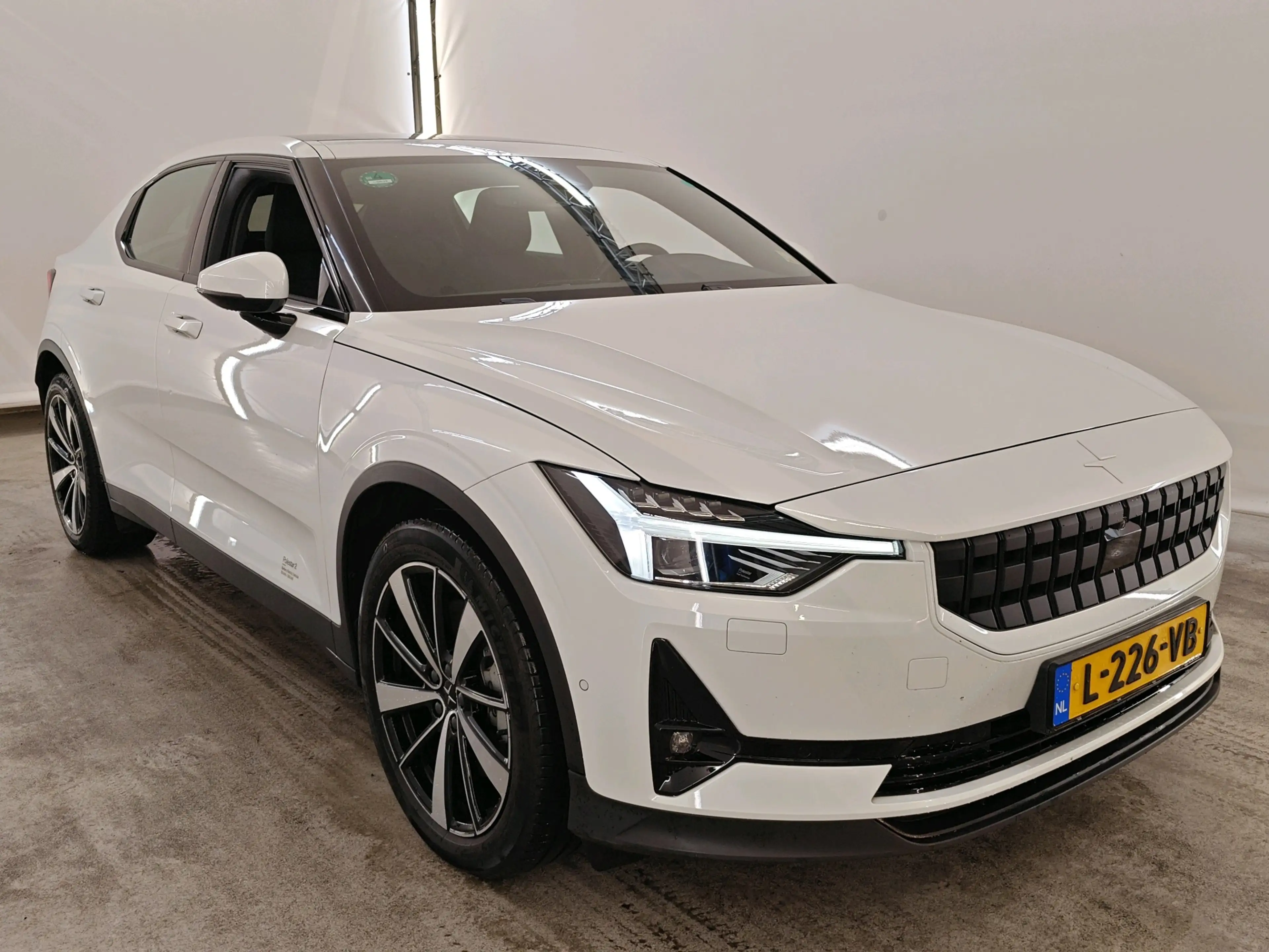 Polestar 2 78kWh 408pk Long Range Dual Motor Launch Edition | — photo 4