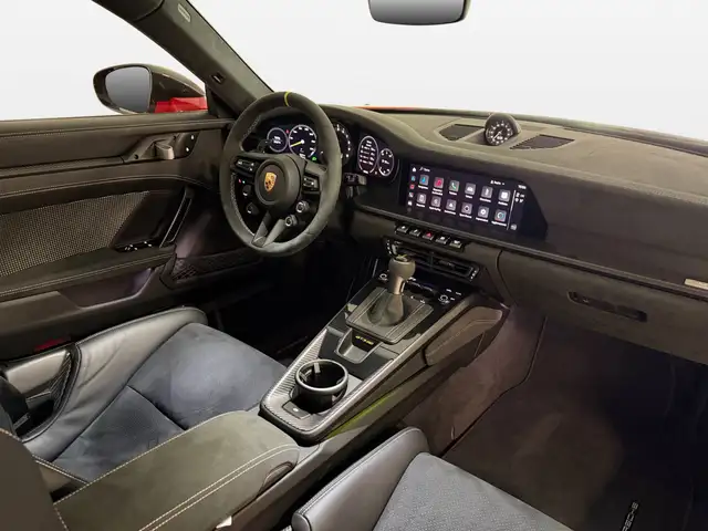 Porsche 911 view 10