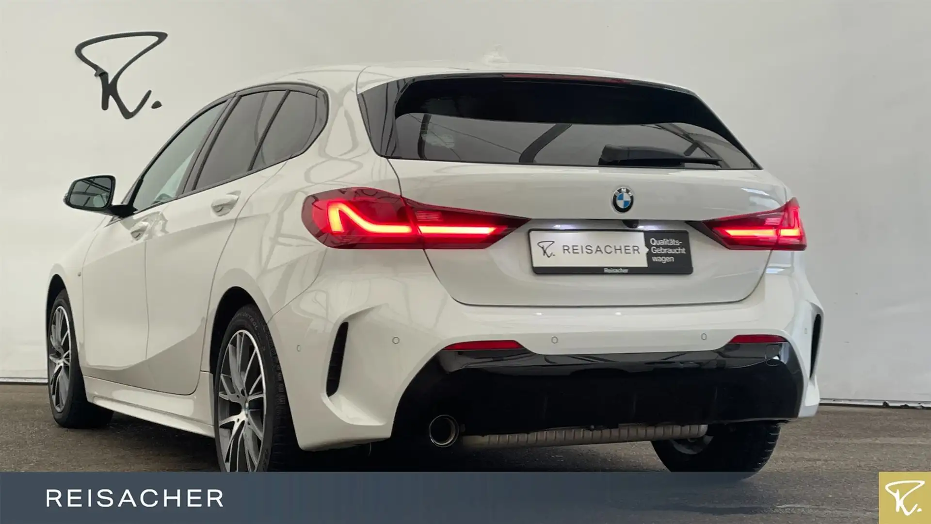 BMW 118 i M-Sport AHK LCPro PDC RFK SHZ LED 18" LM Weiß - 2