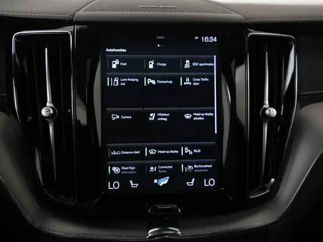 Volvo XC60 view 20