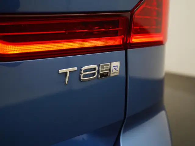 Volvo XC60 view 25