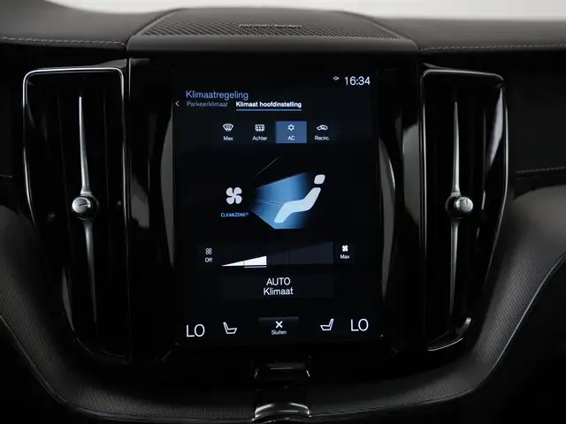 Volvo XC60 view 16