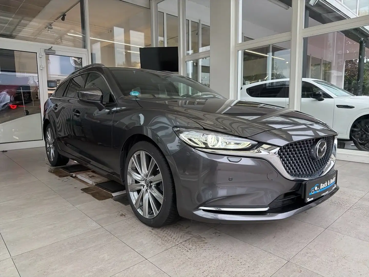 Mazda 6 Kombi Takumi 2.5i BOSE+LEDER+GSD+MATRIX+360°KAMERA Grau - 1