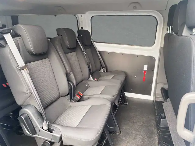 Ford Transit Custom view 5