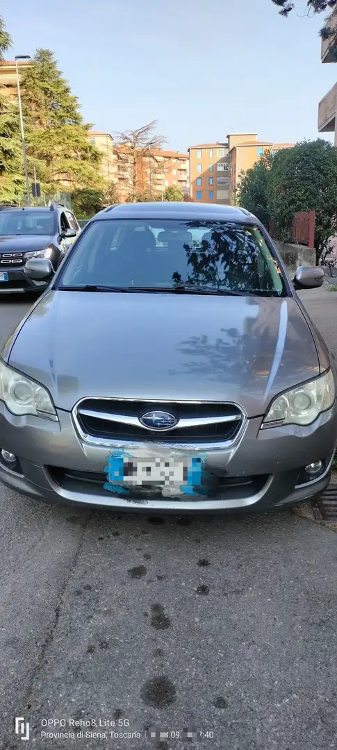 Subaru Legacy Sedan 2.0 Black Limited bi-fuel mt bež - 1