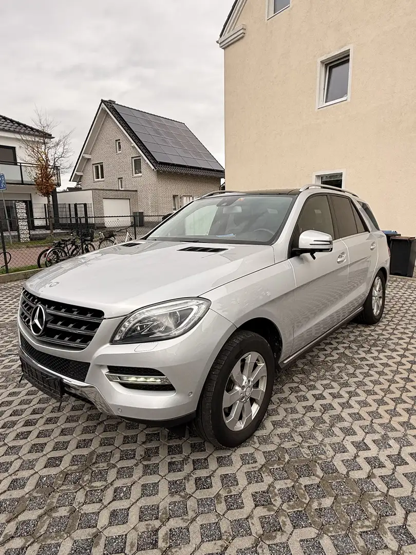 Mercedes-Benz ML 250 BlueTEC 4MATIC Luftfederung verliert Luft ! - 2
