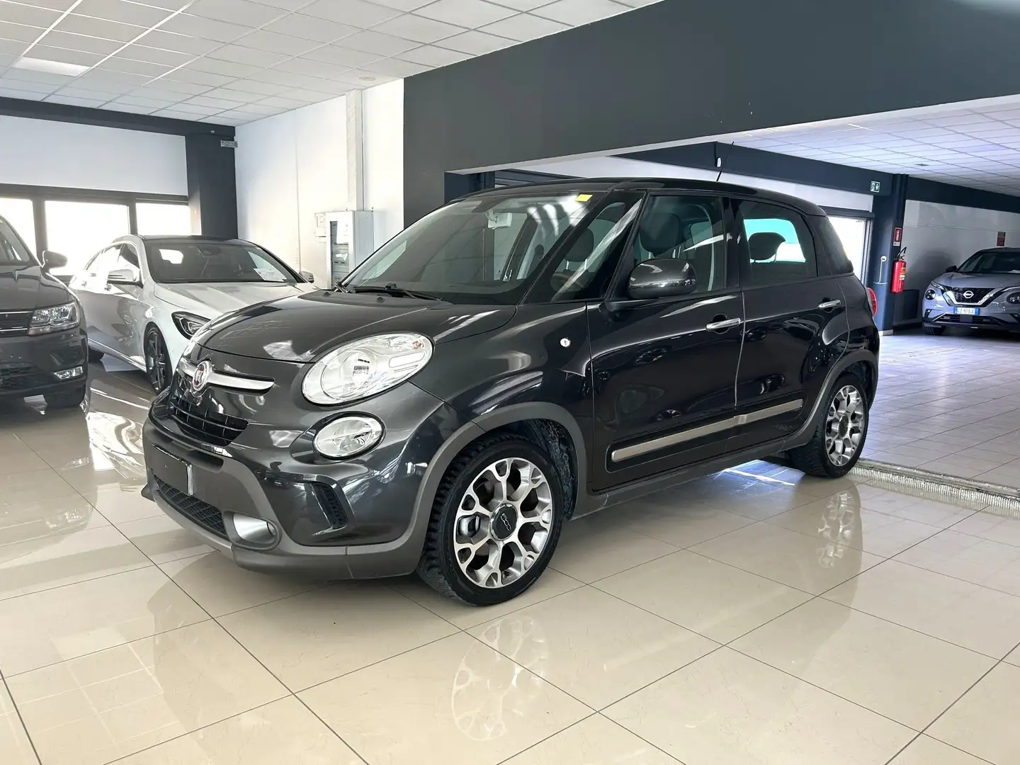Fiat 500L 1.4 T-Jet 120 CV GPL Lounge Negro - 1