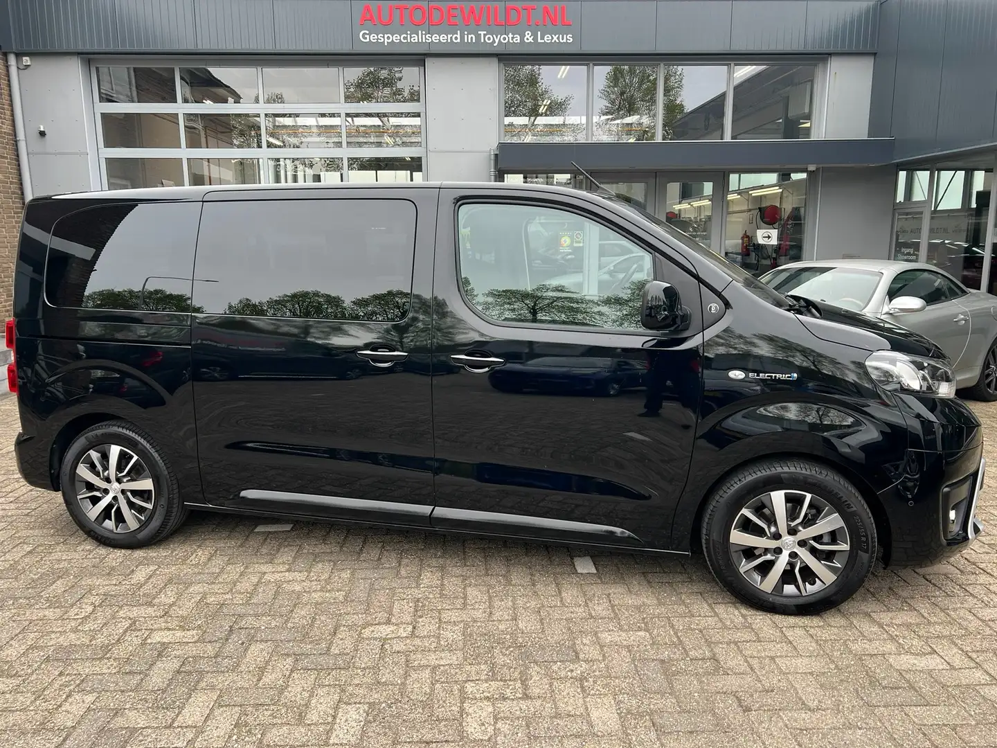 Toyota Proace VERSO Electric 75KW 8-PERSOONS + FABRIEKSGARANTIE Nero - 1