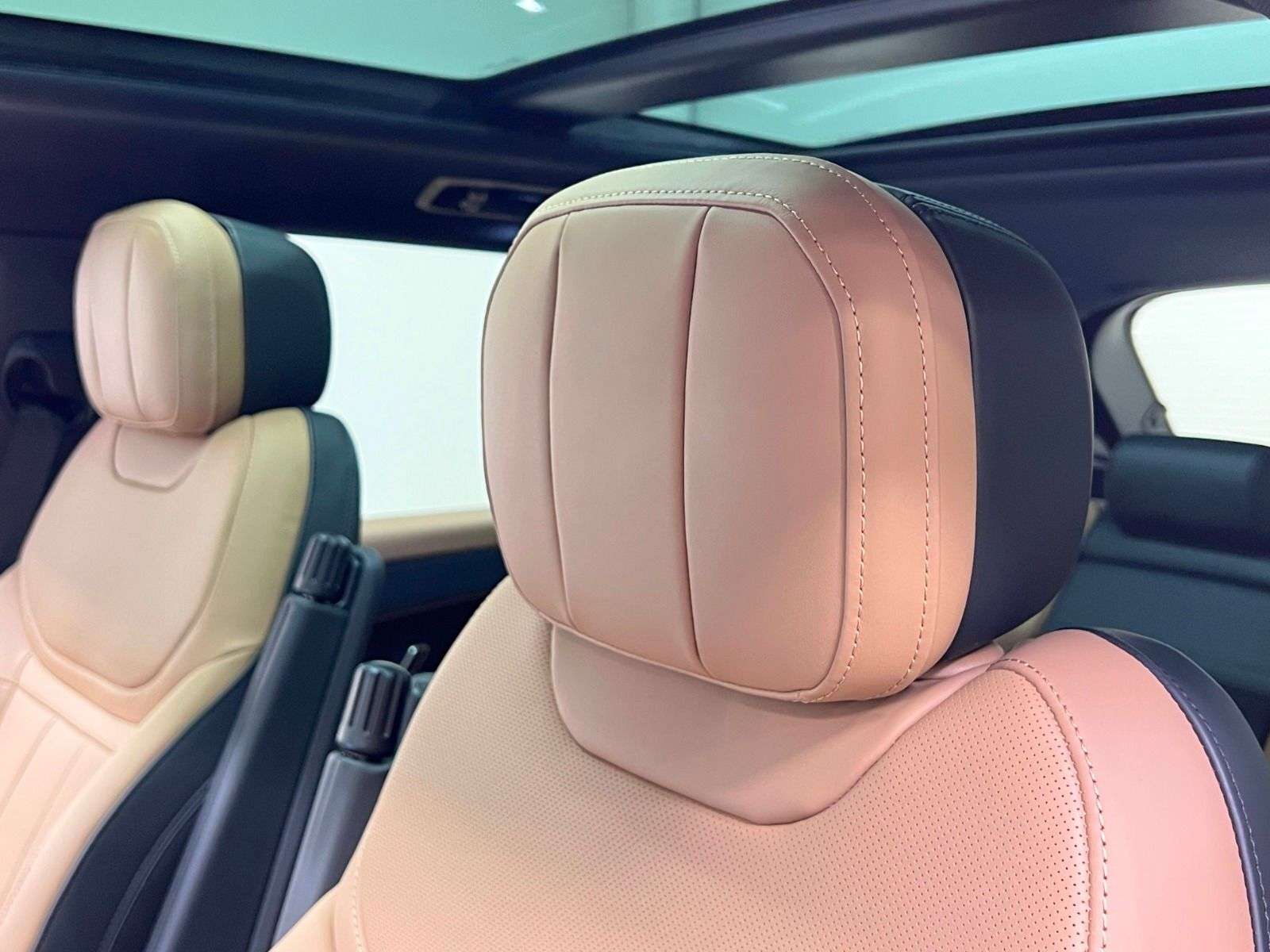 2026 Land Rover Range Rover Sport P400 DYNAMIC HSE thumb 25