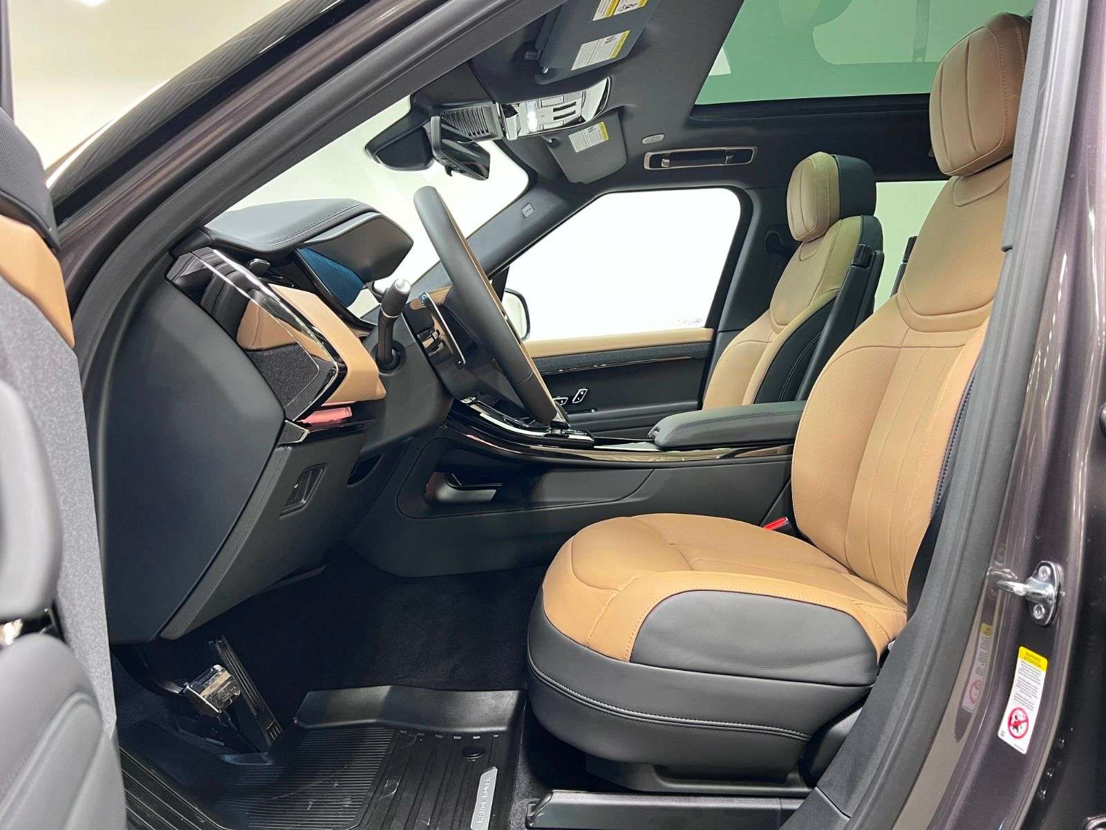 2026 Land Rover Range Rover Sport P400 DYNAMIC HSE thumb 31