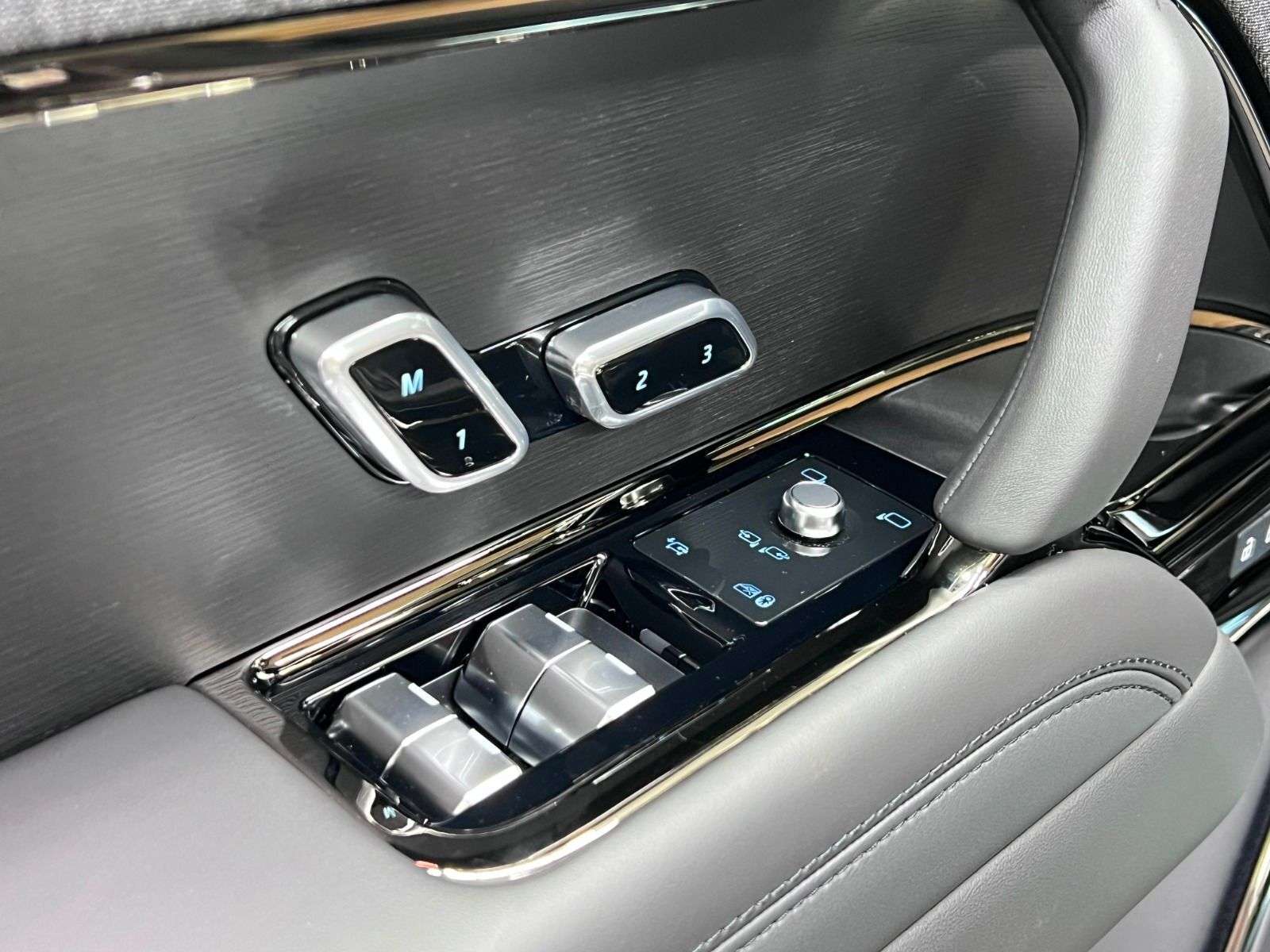 2026 Land Rover Range Rover Sport P400 DYNAMIC HSE thumb 28
