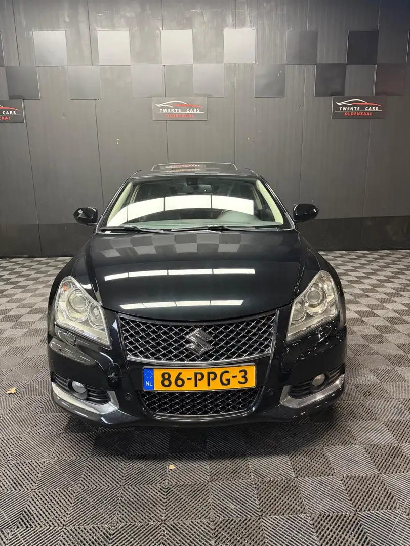 Suzuki Kizashi 2.4 Sport | Pano | Clima | Xenon | 1ste Eigenaar | Schwarz - 2