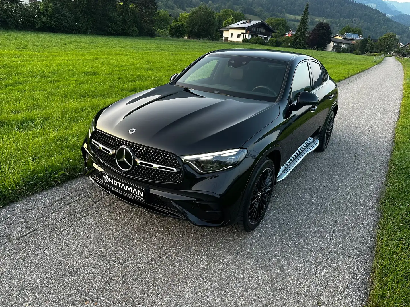 Mercedes-Benz GLC 300 de Coupe 4Matic AMG Line AHK 360 Grad OLED Schwarz - 1