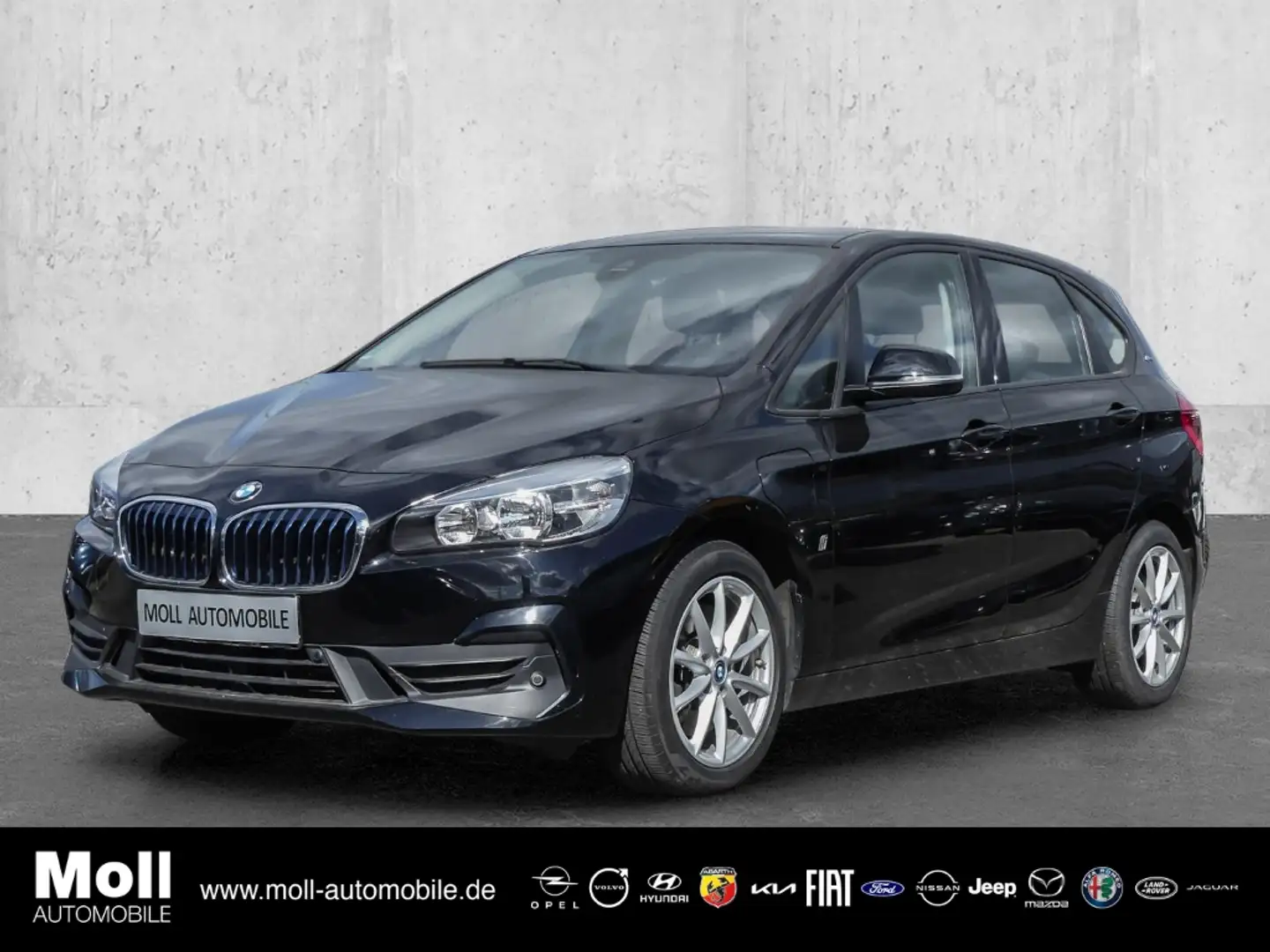 BMW 225 Active Tourer xe Advantage iPerformance EU6d-T Nav Schwarz - 1
