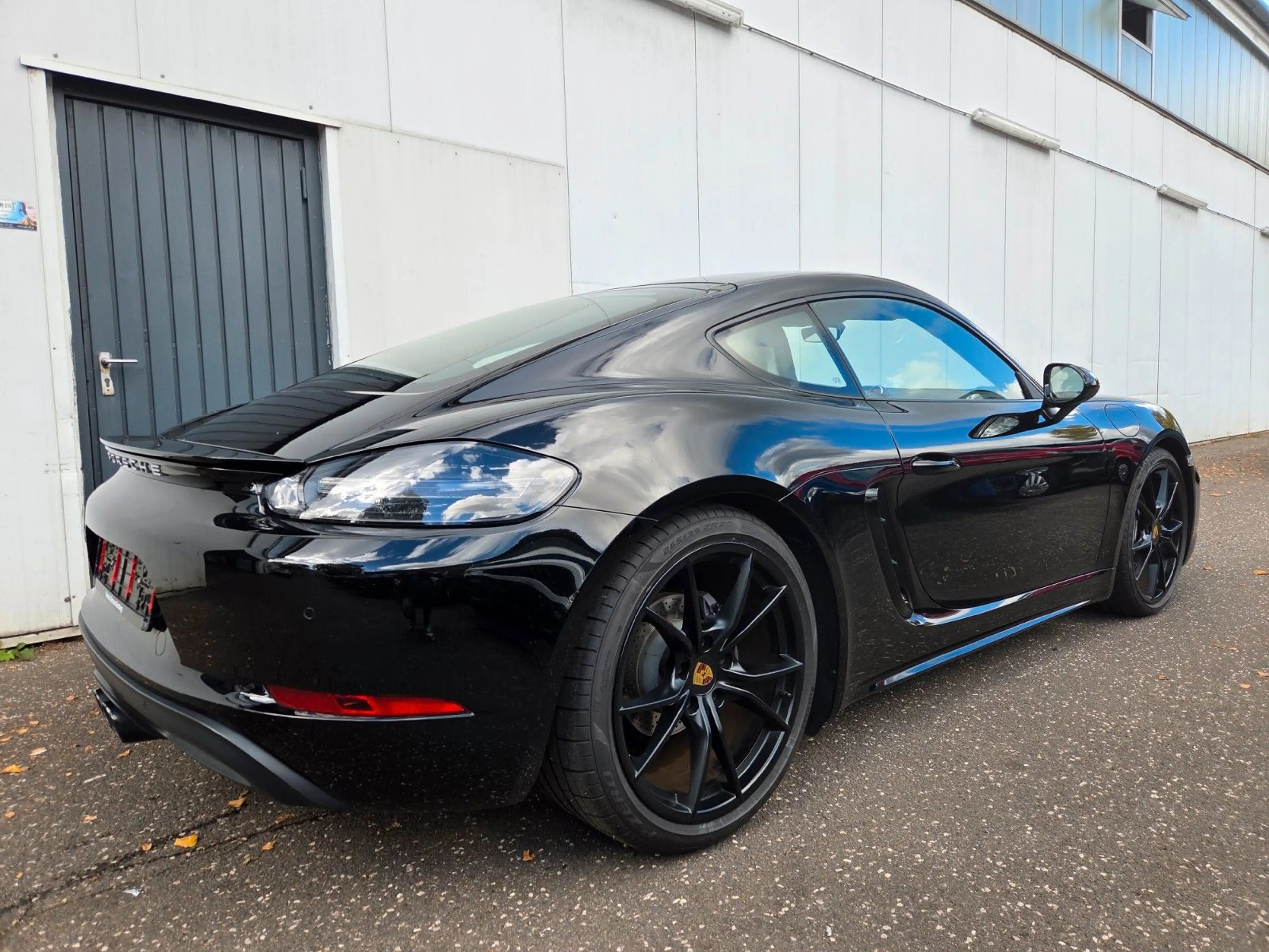 Porsche Cayman 718 Cayman T Sport Chrono / 20 Zoll — photo 12