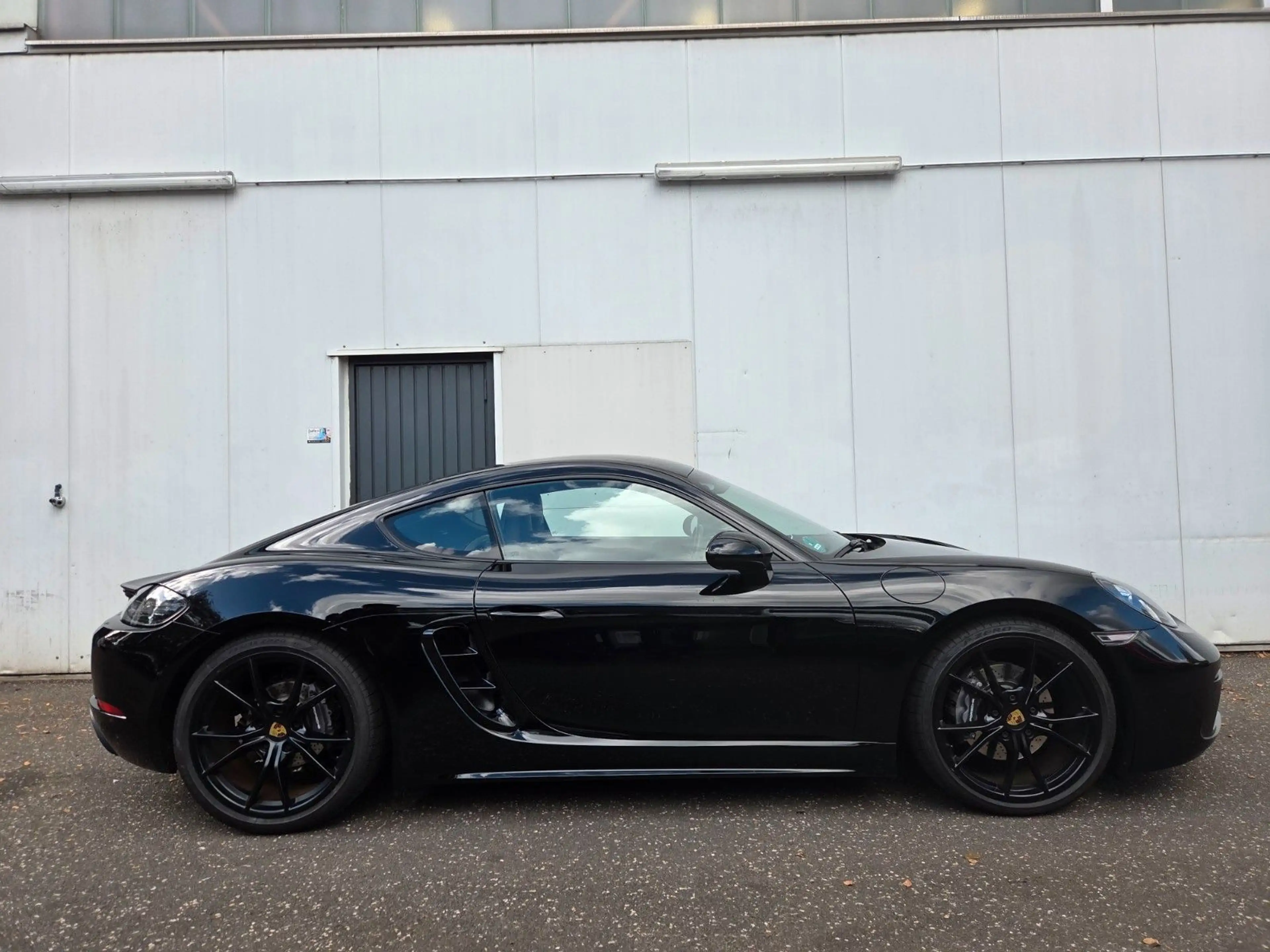 Porsche Cayman 718 Cayman T Sport Chrono / 20 Zoll — photo 11