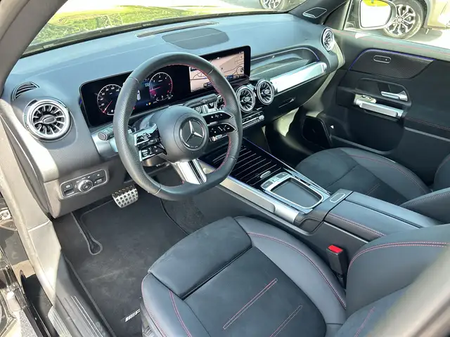 Mercedes-Benz GLB 220 d 4MATIC *AMG-Line*360°Kamera*Keyless-Go*Night-Pak Ansicht 12