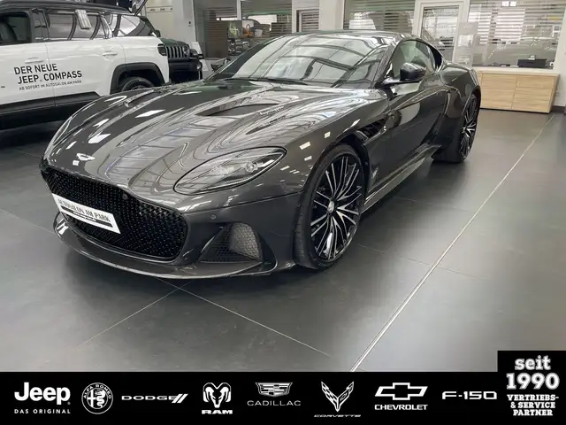 Aston Martin DBS
