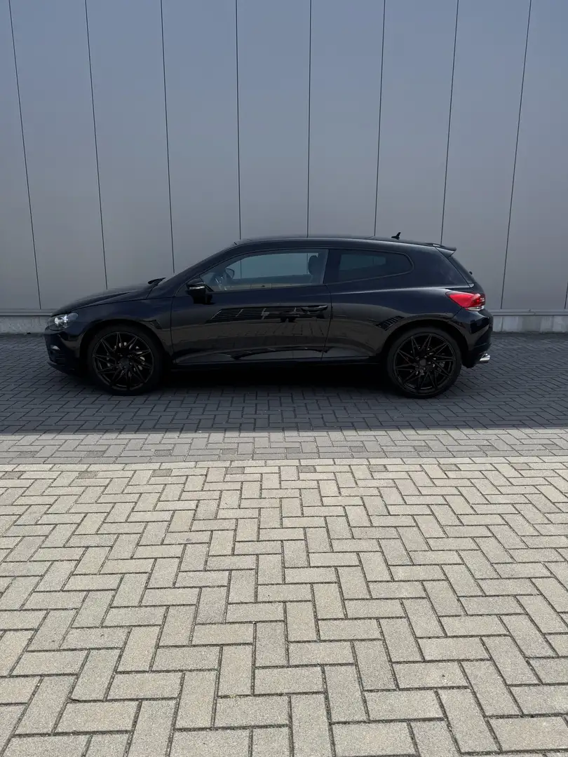 Volkswagen Scirocco 2.0 TSI Highl. Plus Zwart - 1