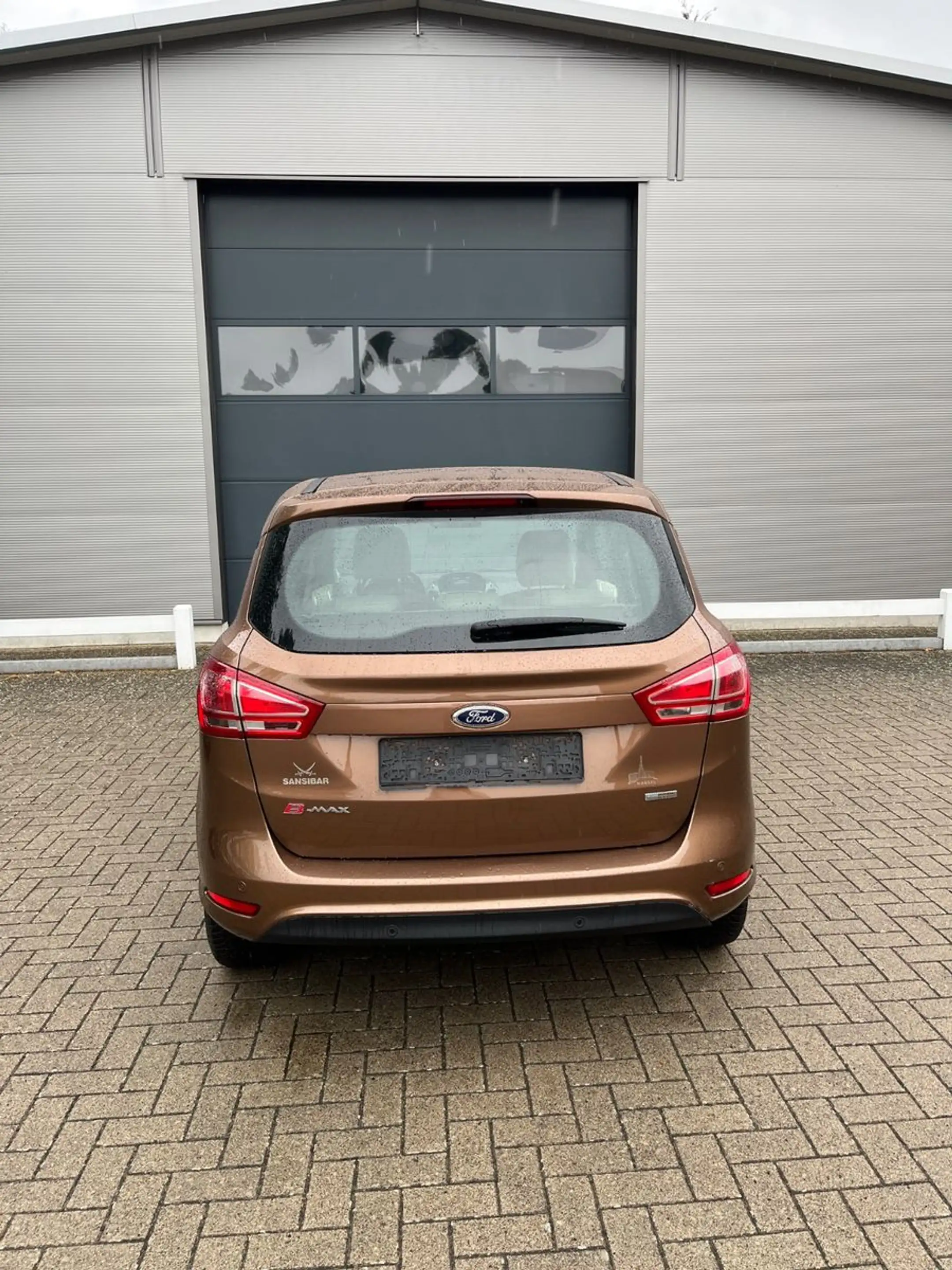 Ford B-Max B-MAX Titanium Ford Sync+ASR+IPS — photo 8