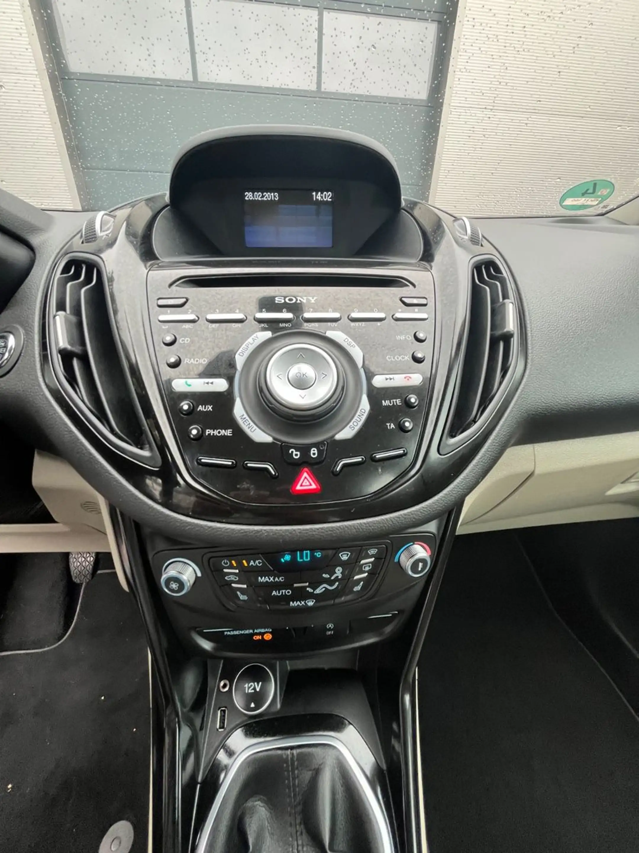 Ford B-Max B-MAX Titanium Ford Sync+ASR+IPS — photo 14