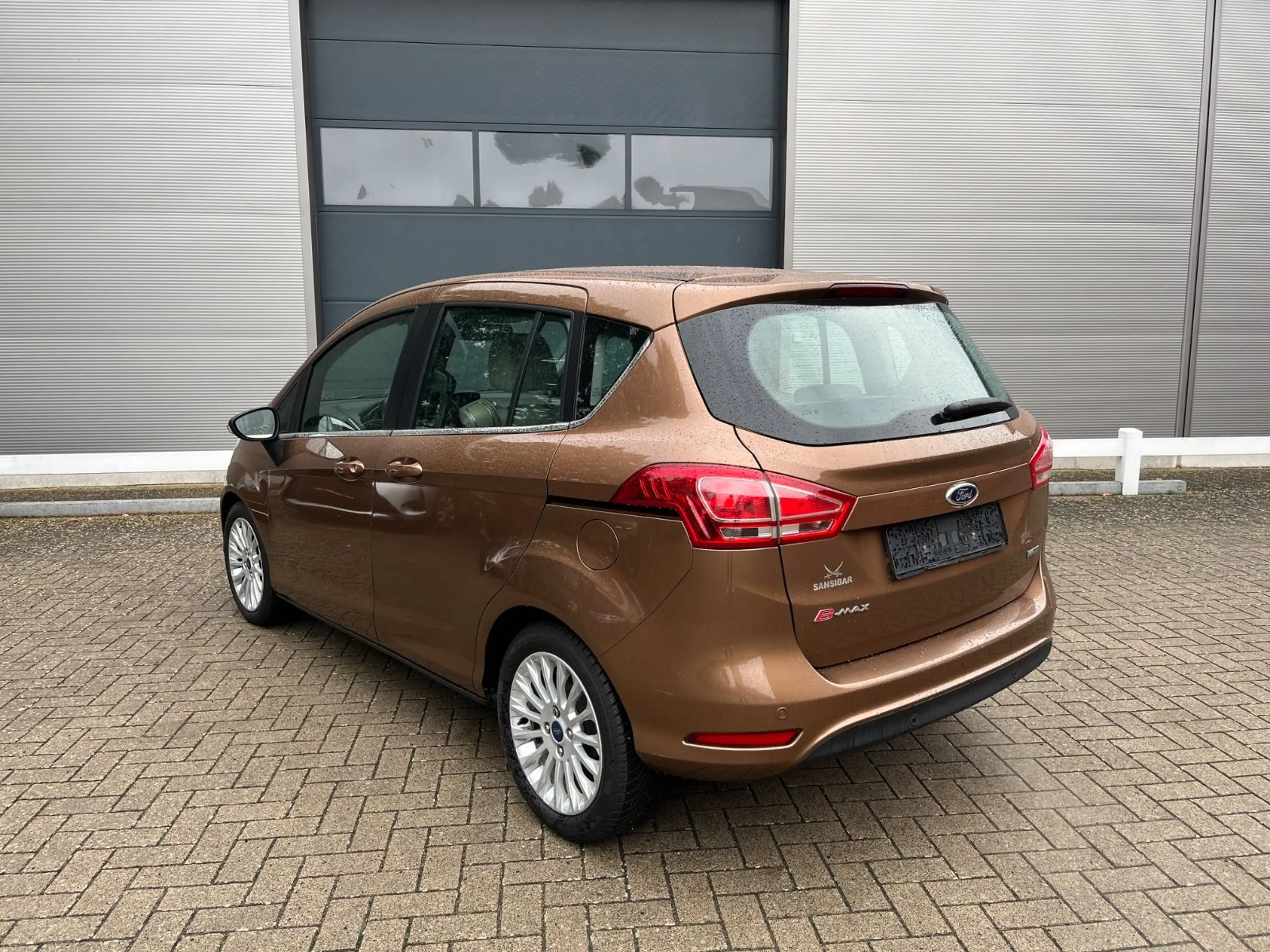 Ford B-Max B-MAX Titanium Ford Sync+ASR+IPS — photo 6