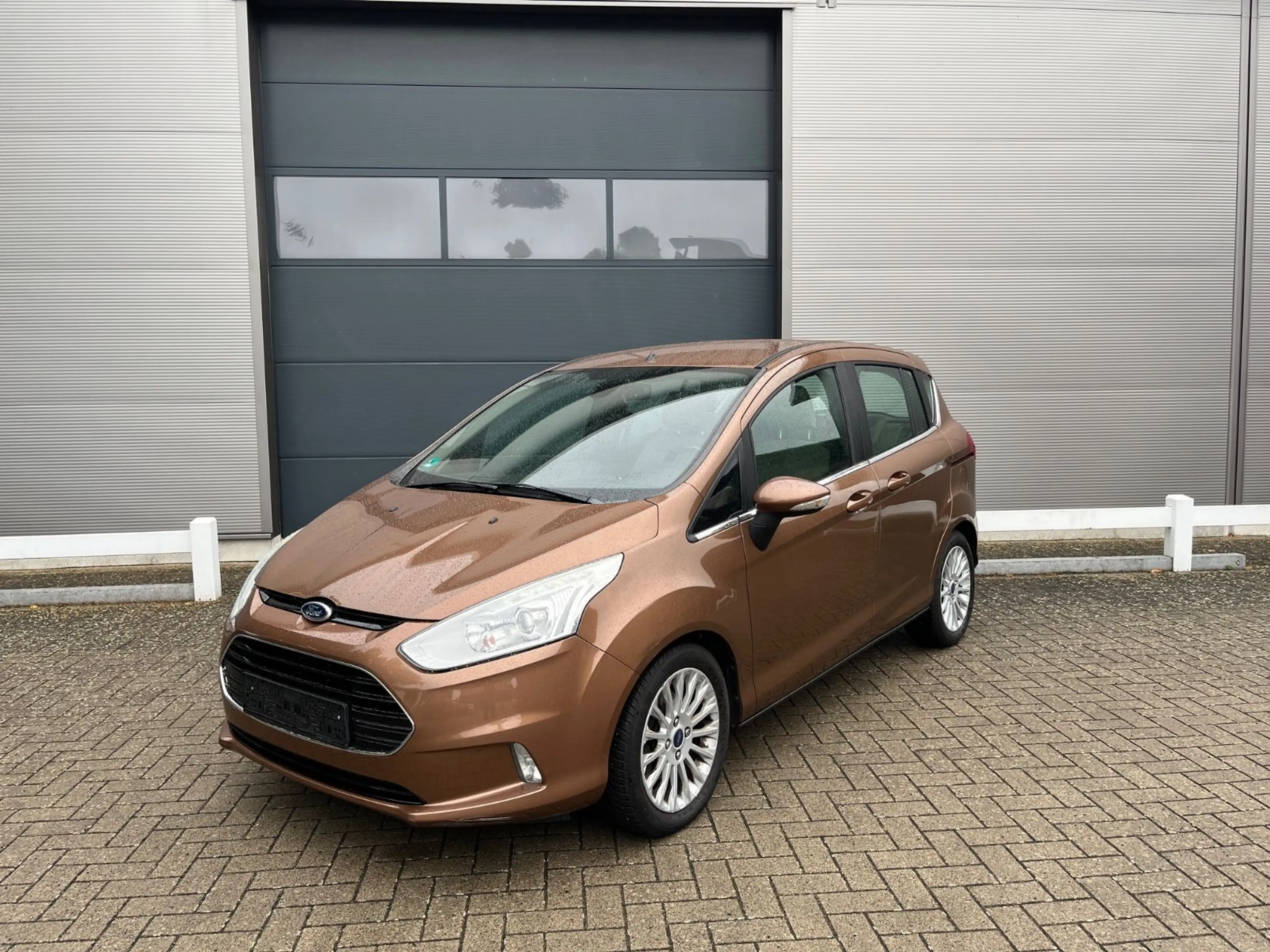 Ford B-Max B-MAX Titanium Ford Sync+ASR+IPS